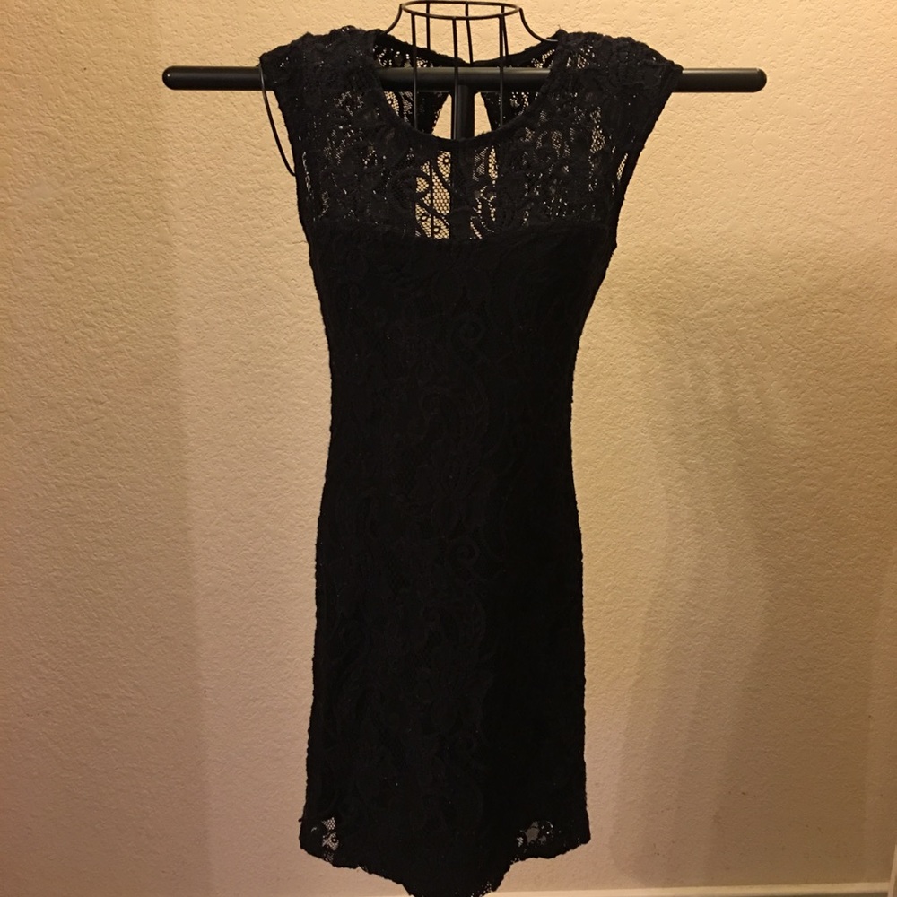 Black lace dress
